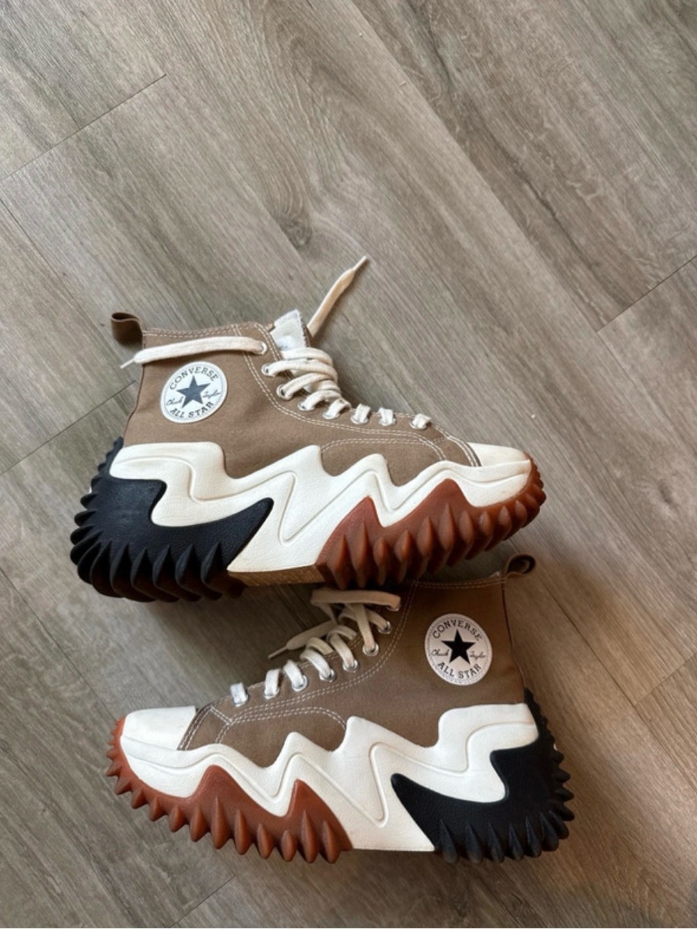 Run Star Motion Hi Tan